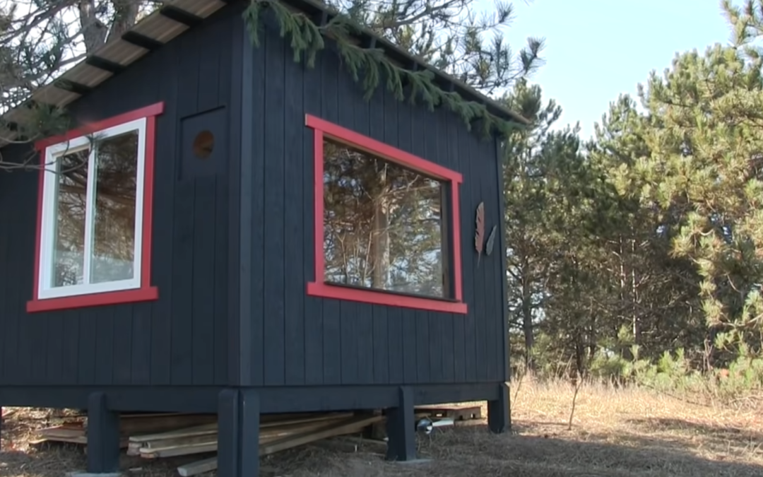 Build Yourself An Off The Grid Cabin